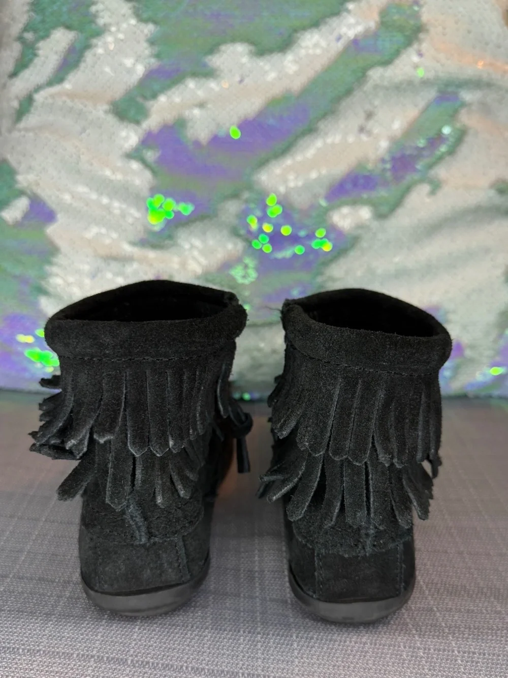 Minnetonka Black Double Fringe Side Zip Boot (Little Girls Size 13)